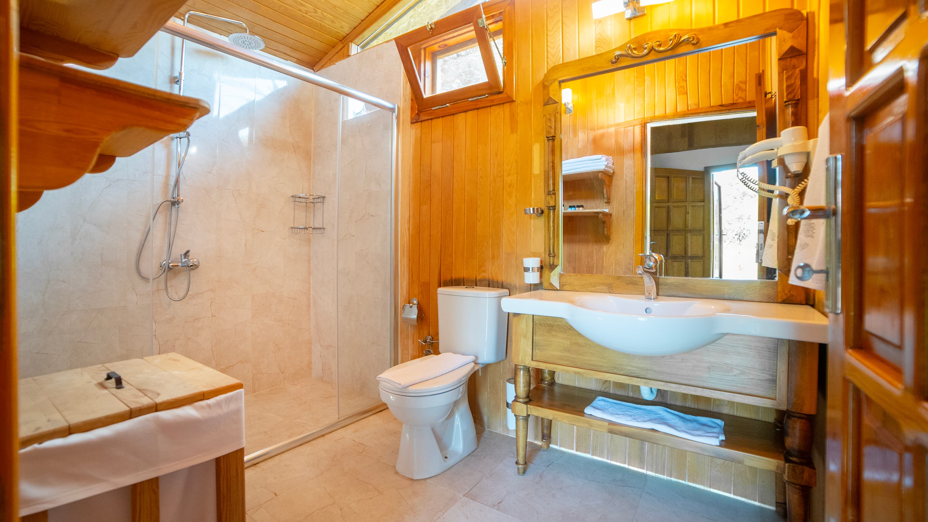 Bungalow - For 4 People